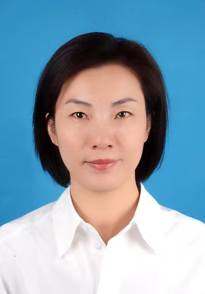 殷培培.jpg 殷培培.jpg